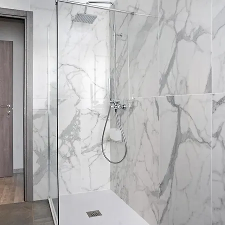 Villa Il Riccio E La Castagna Montaldo Roero